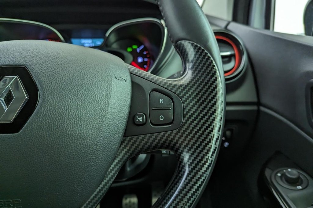 USED 2016 66 RENAULT CAPTUR 0.9 SIGNATURE NAV TCE 5d  
