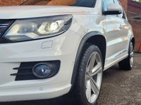 USED 2013 13 VOLKSWAGEN TIGUAN 2.0 R LINE TDI BLUEMOTION SAT NAV 5d 139 BHP 