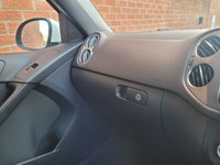 USED 2013 13 VOLKSWAGEN TIGUAN 2.0 R LINE TDI BLUEMOTION SAT NAV 5d 139 BHP 