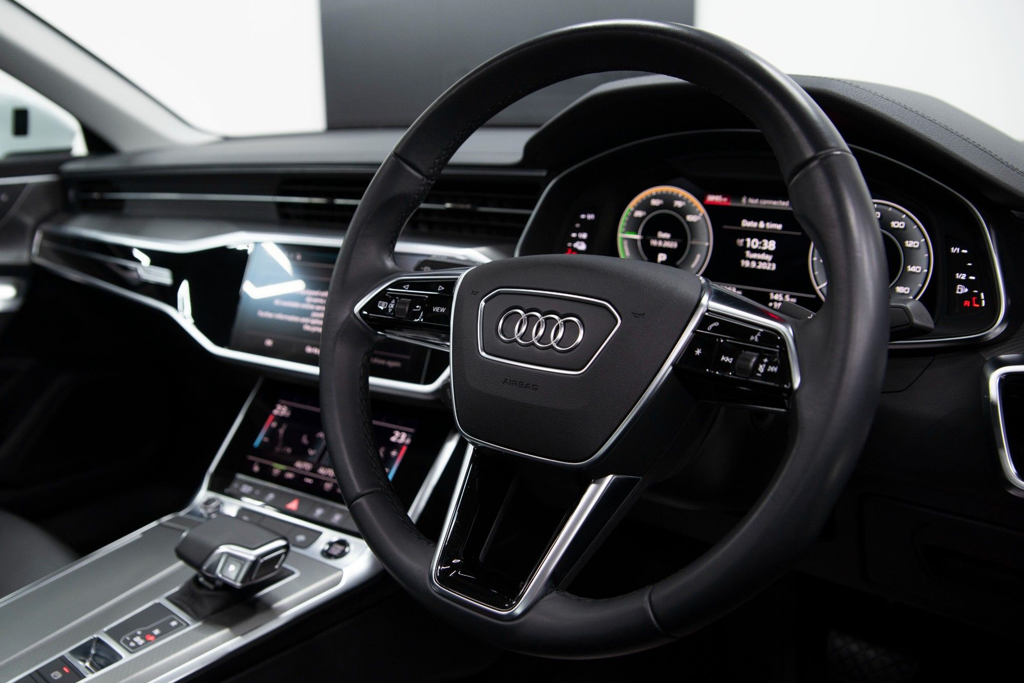 USED 2021 71 AUDI A6 2.0 TFSI E QUATTRO SPORT 4d 295 BHP 