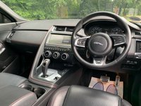 USED 2020 70 JAGUAR E-PACE 2.0 CHEQUERED FLAG 5d 178 BHP 2020/70reg JAGUAR E-PACE R-DYNAMIC 2.0 DIESEL 'CHEQUERED FLAG EDITION' - CORRIS GREY METALLIC - FULL BLACK LEATHER INTERIOR - PANORAMIC GLASS ROOF - 1 PRIVATE OWNER - AUTOMATIC PADDLE-SHIFT GEARBOX - COST NEW IN EXCESS OF &pound;45,000.00