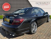 USED 2013 63 MERCEDES-BENZ C-CLASS 6.2 C63 AMG 4d 457 BHP LOW MILES/SUNROOF