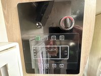USED 2019 19 CHAUSSON FLASH C646 6 BERTH 6 TRAVEL SEATS- CHAUSSON - 2-0 DIESEL 130 BHP  6 BERTH 6 TRAVEL SEATS &TOILET