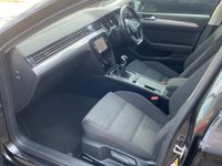 USED 2020 69 VOLKSWAGEN PASSAT 2.0 TDI 150 SE NAV 