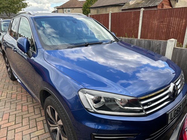 2016 66 Volkswagen Touareg 3.0 V6 R-LINE TDI BLUEMOTION TECHNOLOGY 5d 259 BHP