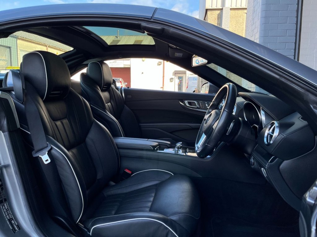USED 2015 15 MERCEDES-BENZ SL 3.0 SL400 AMG SPORT 2d 329 BHP 