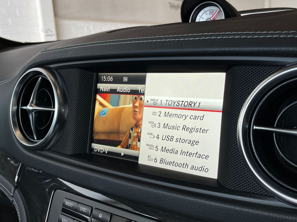 USED 2015 15 MERCEDES-BENZ SL 3.0 SL400 AMG SPORT 2d 329 BHP 