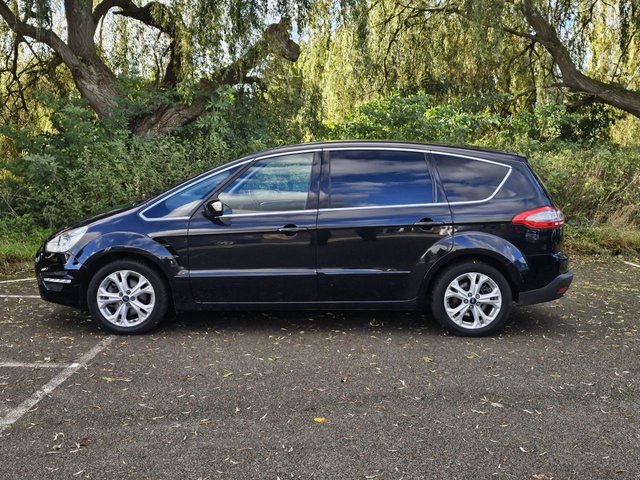 View our FORD S-MAX