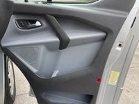USED 2015 15 FORD TRANSIT CUSTOM 2.2 290 TREND LR P/V 99 BHP GENUINE LOW MILES ** NO VAT **