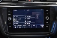 USED 2018 68 VOLKSWAGEN TIGUAN 2.0 R-LINE TDI 4MOTION DSG 5d 148 BHP Pan Roof, Discover Nav, Apps