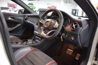 USED 2017 17 MERCEDES-BENZ CLA 2.0 AMG CLA 45 4MATIC 5d 375 BHP PAN ROOF / SPORTS EXHAUST