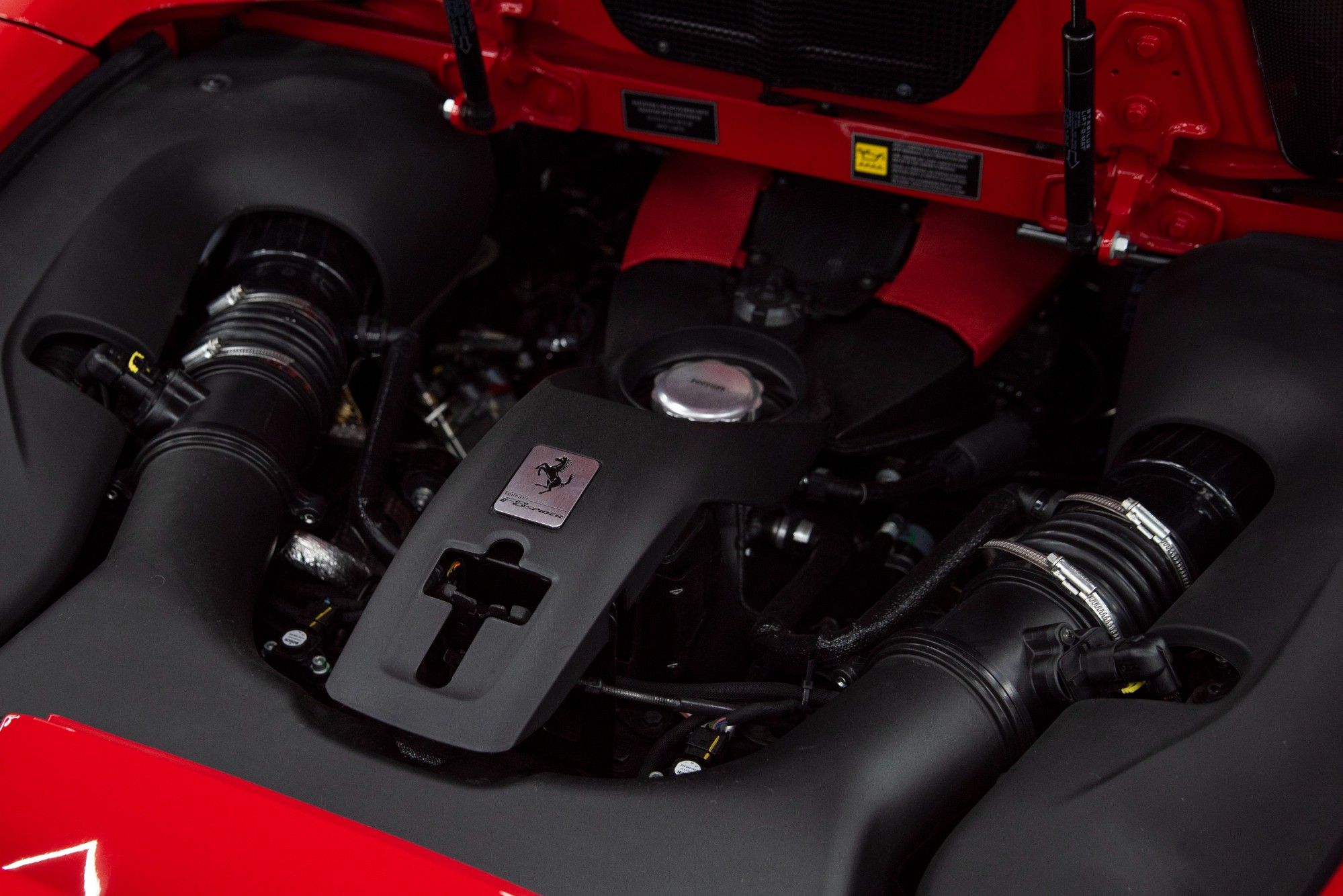USED 2021 C FERRARI F8 3.9 SPIDER  