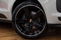 USED 2019 69 PORSCHE MACAN 2.0 PDK 5d 242 BHP 