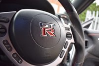 USED 2009 59 NISSAN GT-R 3.8 BLACK EDITION 2d 479 BHP BESPOKE INTERIOR / LOW MILES!!