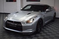 USED 2009 59 NISSAN GT-R 3.8 BLACK EDITION 2d 479 BHP BESPOKE INTERIOR / LOW MILES!!