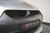 USED 2009 59 NISSAN GT-R 3.8 BLACK EDITION 2d 479 BHP BESPOKE INTERIOR / LOW MILES!!
