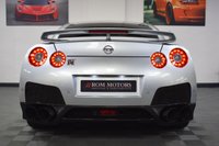 USED 2009 59 NISSAN GT-R 3.8 BLACK EDITION 2d 479 BHP BESPOKE INTERIOR / LOW MILES!!