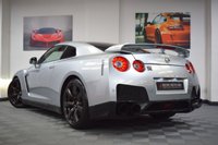 USED 2009 59 NISSAN GT-R 3.8 BLACK EDITION 2d 479 BHP BESPOKE INTERIOR / LOW MILES!!