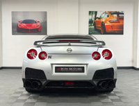 USED 2009 59 NISSAN GT-R 3.8 BLACK EDITION 2d 479 BHP BESPOKE INTERIOR / LOW MILES!!