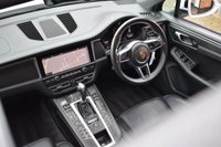 USED 2018 68 PORSCHE MACAN 2.0 PDK 5d AUTO 242 BHP PAN ROOF / PASM / BOSE / PDLS+