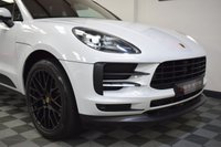 USED 2018 68 PORSCHE MACAN 2.0 PDK 5d AUTO 242 BHP PAN ROOF / PASM / BOSE / PDLS+