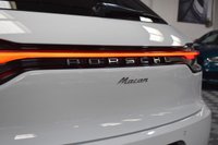 USED 2018 68 PORSCHE MACAN 2.0 PDK 5d AUTO 242 BHP PAN ROOF / PASM / BOSE / PDLS+