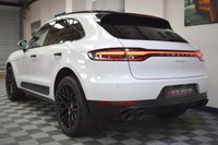 USED 2018 68 PORSCHE MACAN 2.0 PDK 5d AUTO 242 BHP PAN ROOF / PASM / BOSE / PDLS+