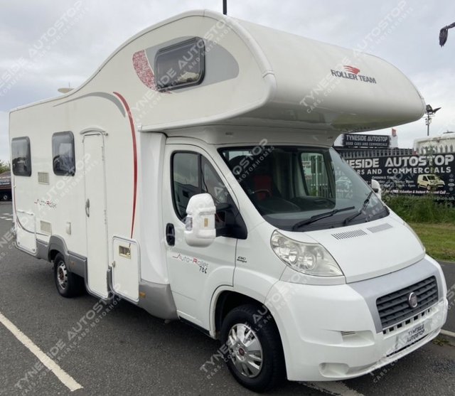 View our Fiat Roller Team 2.3 AUTO-ROLLER 706 6 BERTH MOTORHOME 129 BHP