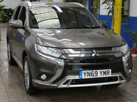 USED 2019 69 MITSUBISHI OUTLANDER 2.4 PHEV DYNAMIC 5d 222 BHP APP SAT NAV REAR VIEW CAMERA 1 OWNER MITSUBISHI WARRANTY TILL OCT 2024