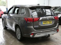 USED 2019 69 MITSUBISHI OUTLANDER 2.4 PHEV DYNAMIC 5d 222 BHP APP SAT NAV REAR VIEW CAMERA 1 OWNER MITSUBISHI WARRANTY TILL OCT 2024