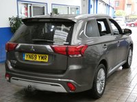 USED 2019 69 MITSUBISHI OUTLANDER 2.4 PHEV DYNAMIC 5d 222 BHP APP SAT NAV REAR VIEW CAMERA 1 OWNER MITSUBISHI WARRANTY TILL OCT 2024