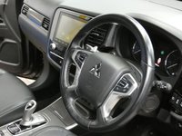 USED 2019 69 MITSUBISHI OUTLANDER 2.4 PHEV DYNAMIC 5d 222 BHP APP SAT NAV REAR VIEW CAMERA 1 OWNER MITSUBISHI WARRANTY TILL OCT 2024