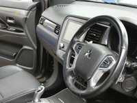 USED 2019 69 MITSUBISHI OUTLANDER 2.4 PHEV DYNAMIC 5d 222 BHP APP SAT NAV REAR VIEW CAMERA 1 OWNER MITSUBISHI WARRANTY TILL OCT 2024