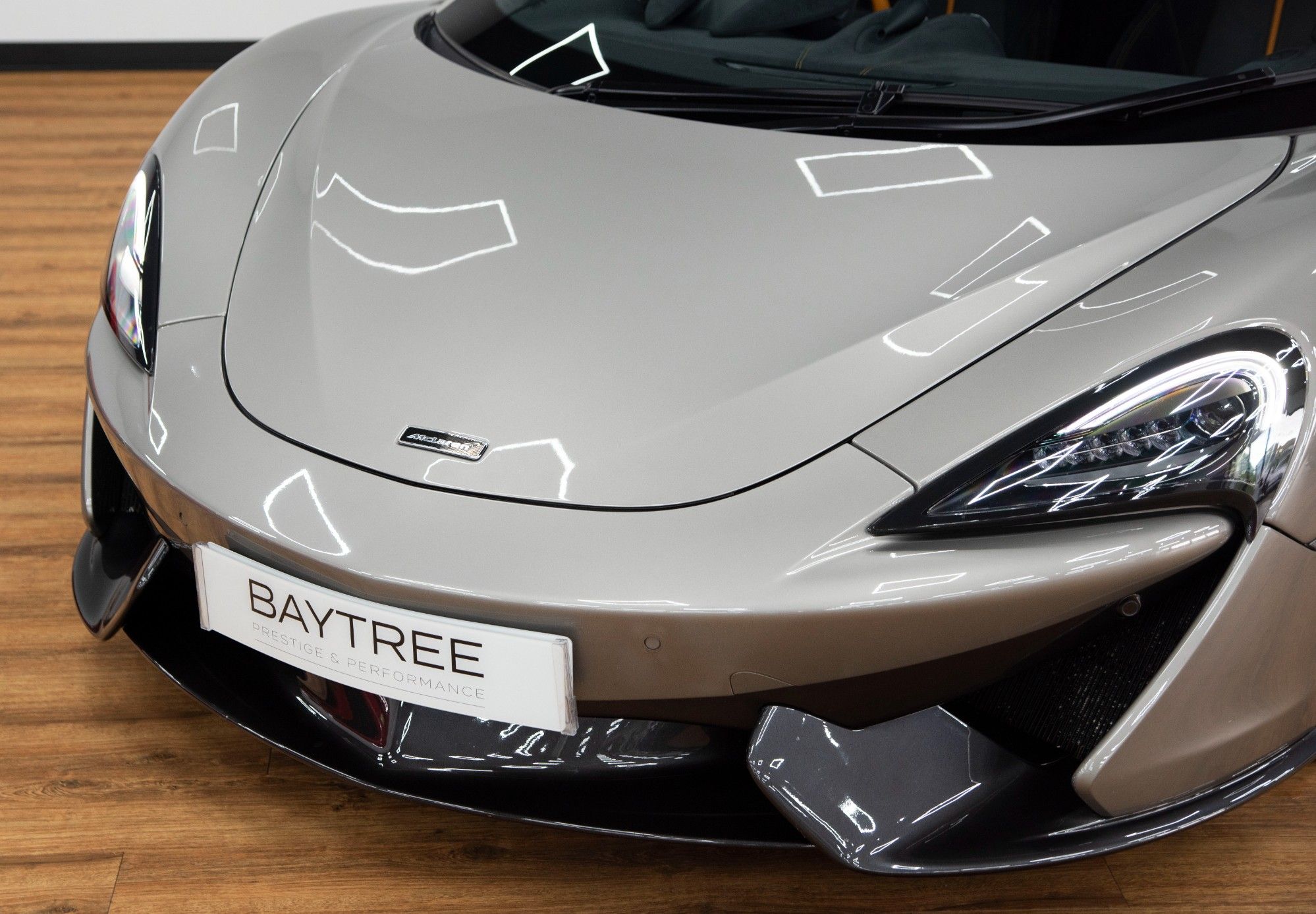 USED 2017 V MCLAREN 570GT 3.8 V8 SSG 2d 562 BHP 