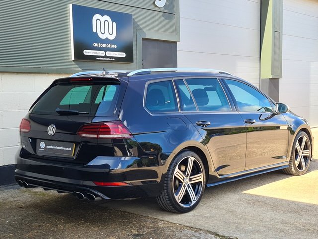 View our VOLKSWAGEN GOLF