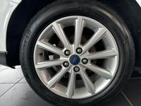USED 2017 17 FORD FOCUS 1.0 TITANIUM 5d 124 BHP 5 SERVICES/NAVIGATION