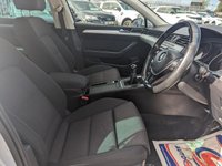 USED 2017 67 VOLKSWAGEN PASSAT 1.6 SE BUSINESS TDI BLUEMOTION TECHNOLOGY 4d 119 BHP ONLY 2 OWNERS FROM NEW+ULEZ COMPLIANT+FANTASTIC MPG+PRIVACY GLASS+PARK ASSIST+BLUETOOTH+AIR CONDITIONING+ALLOY WHEELS+SERVICE HISTORY+1 FULL YEARS MOT PRIOR TO COLLECTION+FINANCE AND EXTENDED WARRANTY AVAILABLE ON THIS USED VEHICLE!!!!