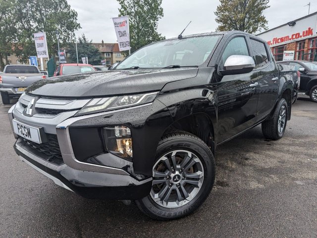2020 70 MITSUBISHI L200 2.3 DI-D WARRIOR DCB 148 BHP ONLY 1 OWNER FROM NEW+ULEZ COMPLIANT+NO VAT+NICE MILEAGE WITH A FULL SERVICE HISTORY+REAR LOAD LINER+TOW BAR+AIR CONDITIONING+CLIMATE CONTROL+ALLOY WHEELS+NO VAT+AN EXCELLENT EXAMPLE ALL ROUND+NO VAT+THE PRICE YOU SEE IS THE PRICE YOU PAY+1 FULL YEARS MOT PRIOR TO COLLECTION+FINANCE AND EXTENDED WARRANTY AVAILABLE ON THIS USED VEHICLE!!!!