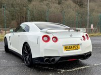 USED 2014 64 NISSAN GT-R 3.8 V6 2d 550 BHP 