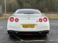 USED 2014 64 NISSAN GT-R 3.8 V6 2d 550 BHP 
