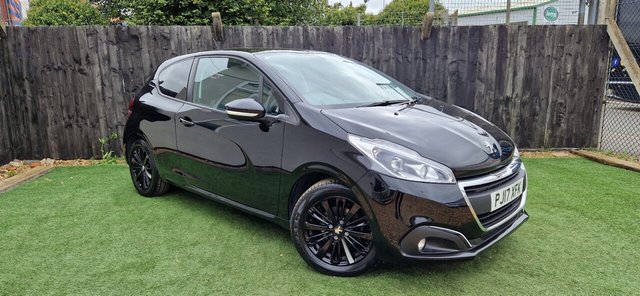 2017 17 Peugeot 208 1.2 PURETECH BLACK EDITION 3d 82 BHP