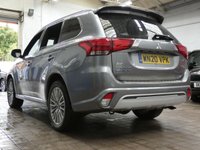 USED 2020 20 MITSUBISHI OUTLANDER 2.4 PHEV DYNAMIC 5d 222 BHP APP BASED SAT NAV REAR VIEW CAMERA HEATED LEATHER 1 OWNER MITSUBISHI WARRANTY TILL MARCH 2025