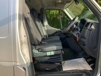USED 2019 69 RENAULT MASTER 2.3 MM35 BUSINESS PLUS DCI 135 BHP 2019/69 LOW MILEAGE RENAULT MASTER MM35 BUSINESS EDITION + MEDIUM ROOF PANEL VAN - SILVER METALLIC - 1 OWNER FROM BRAND NEW - FULL SERVICE HISTORY - HPI CLEAR - BOTH ORIGINAL KEYS - DOUBLE REAR DOORS / SIDE SLIDING DOOR - PLUS VAT