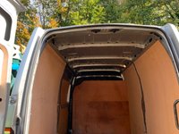 USED 2019 69 RENAULT MASTER 2.3 MM35 BUSINESS PLUS DCI 135 BHP 2019/69 LOW MILEAGE RENAULT MASTER MM35 BUSINESS EDITION + MEDIUM ROOF PANEL VAN - SILVER METALLIC - 1 OWNER FROM BRAND NEW - FULL SERVICE HISTORY - HPI CLEAR - BOTH ORIGINAL KEYS - DOUBLE REAR DOORS / SIDE SLIDING DOOR - PLUS VAT