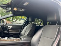 USED 2015 15 JAGUAR XF 2.2 D R-SPORT SPORTBRAKE 5d 163 BHP 