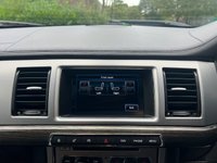 USED 2015 15 JAGUAR XF 2.2 D R-SPORT SPORTBRAKE 5d 163 BHP 