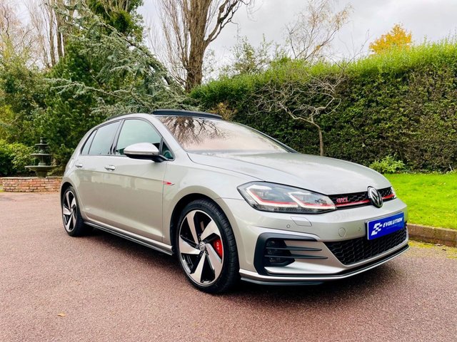 View our VOLKSWAGEN GOLF