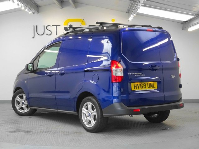 2018 Ford Transit Courier - Photo 4