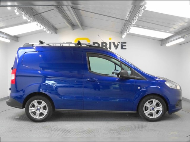 2018 Ford Transit Courier - Photo 8