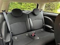 USED 2011 11 MINI HATCH COOPER 1.6 COOPER 3d 122 BHP 